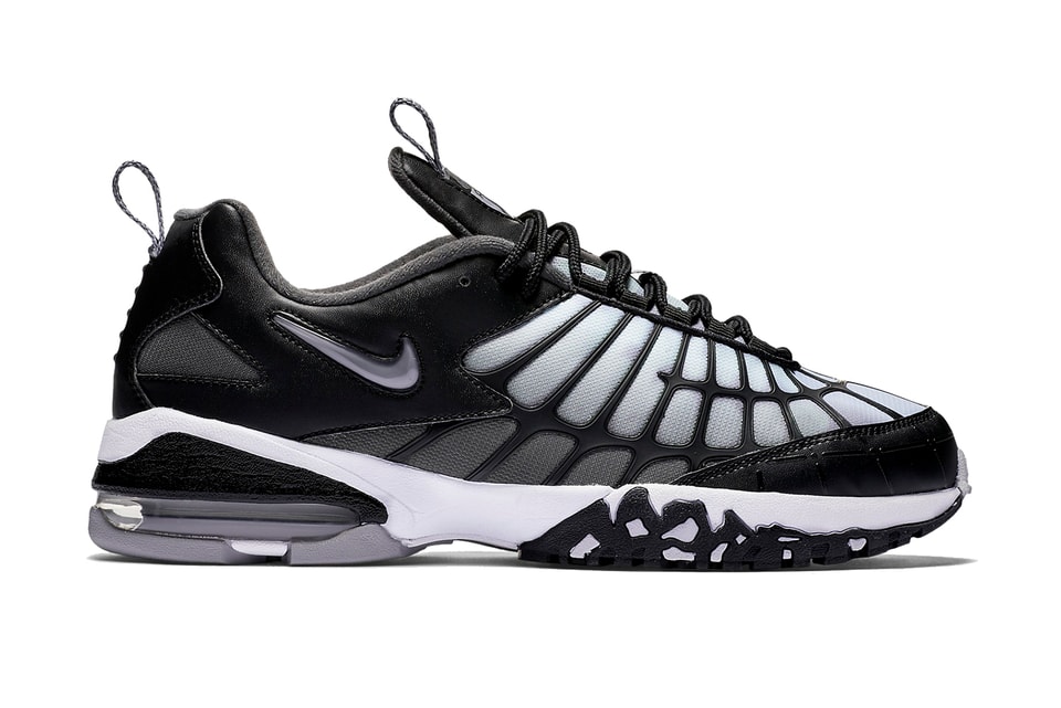 nike air max 200 junior black and white