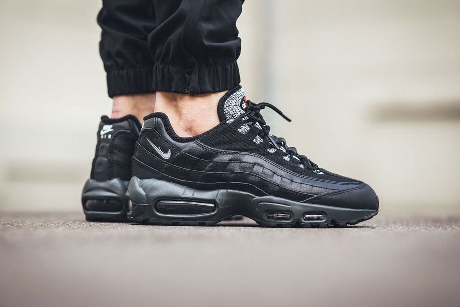Nike Air Max 95 Essential "Anthracite" | Hypebeast