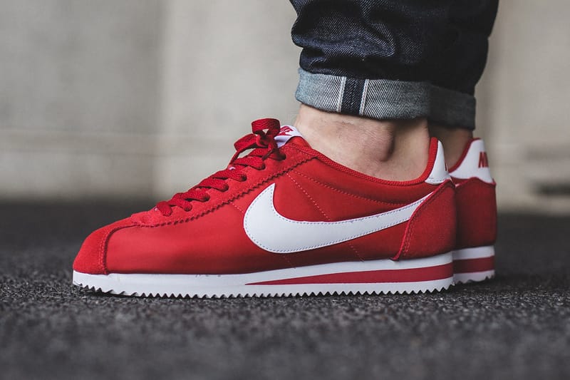 Cortez nike best sale white red