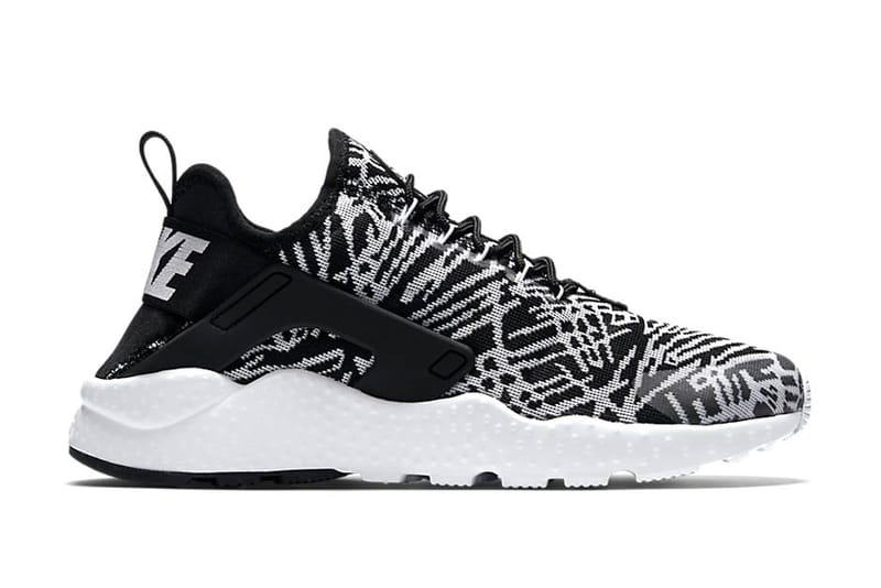 White huaraches outlet with pattern