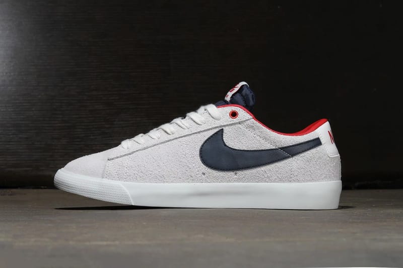 Sb blazer zoom low white  discount and  obsidian leather skate shoes