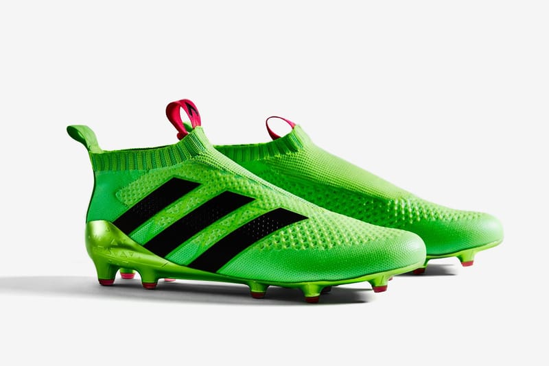 Adidas laceless store soccer boots