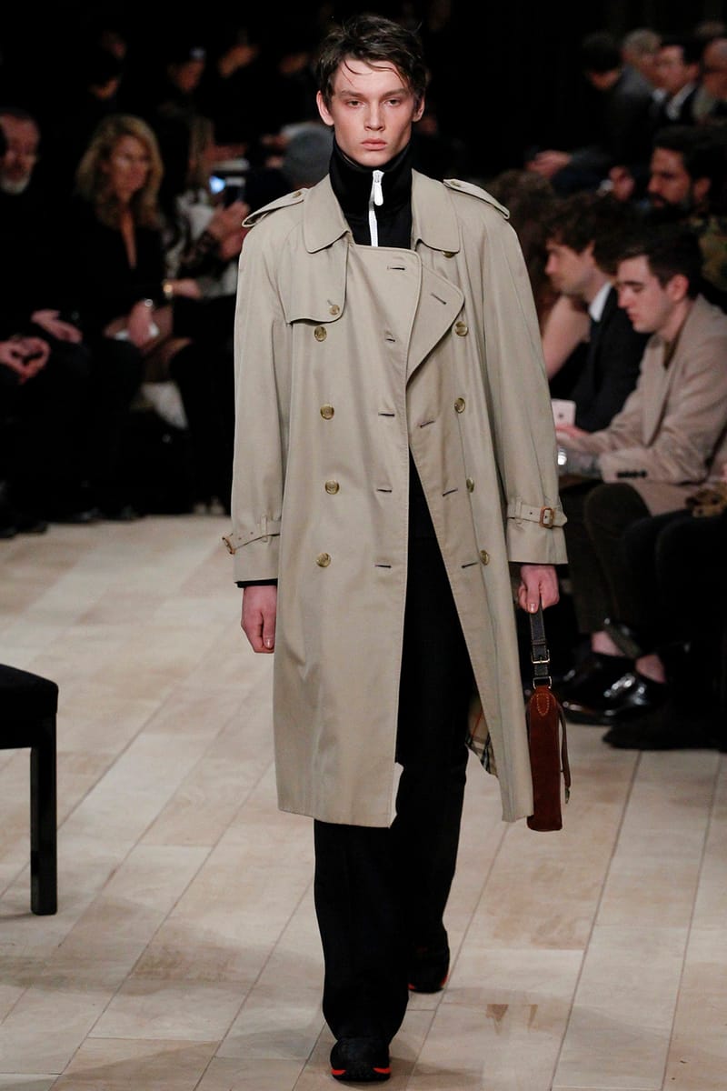 Burberry store coat 2016