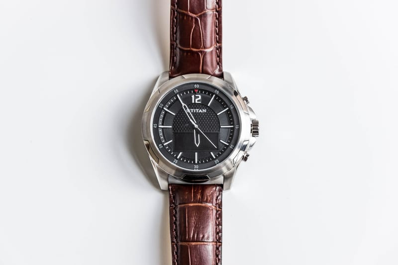 Titan juxt best sale watch price