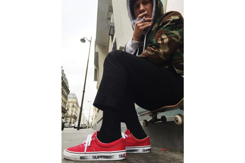 Supreme motion sale logo vans