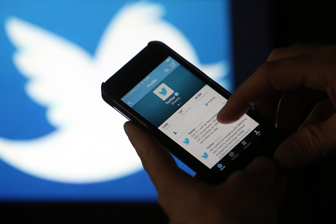 Twitter обновил свою хронологию, чтобы первыми показывать «лучшие твиты»