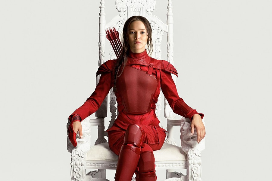 An Interview With The Hunger Games Mockingjay Costume Designers Kurt
