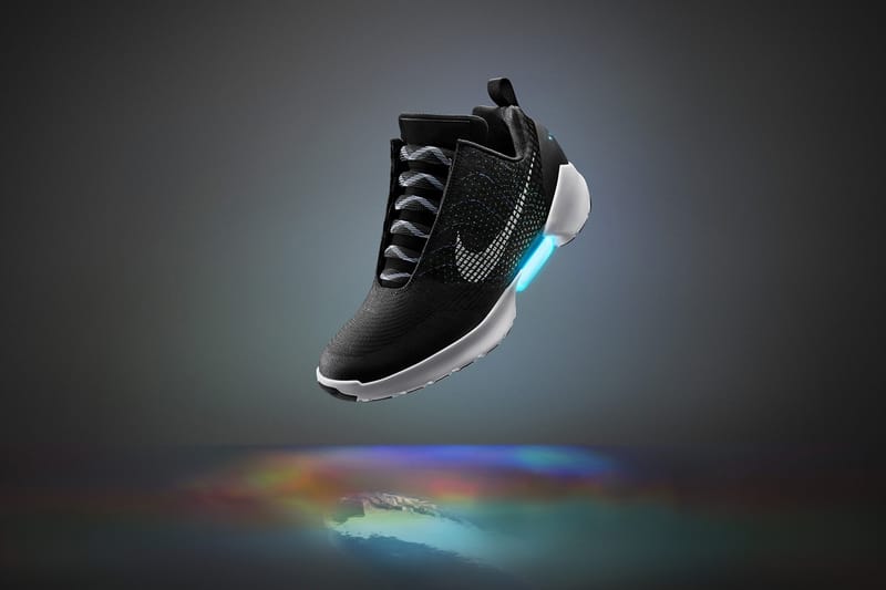 Nike hyperadapt charging on sale