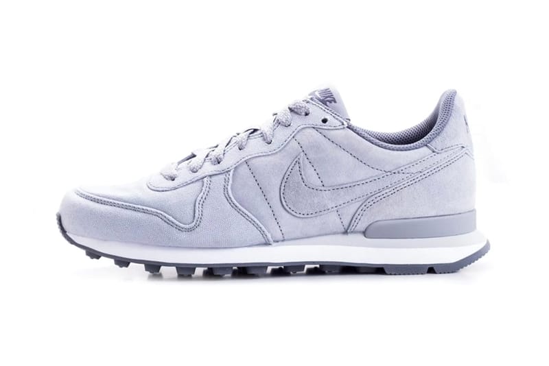 Nike internationalist premium on sale grey