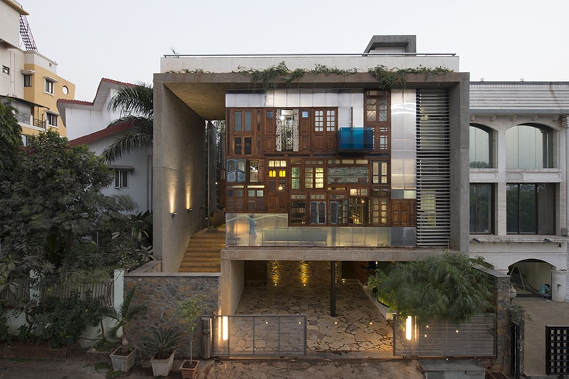 S+PS ARCHITECTS' Stunning Mumbai Residence Is a Collage of Recycled