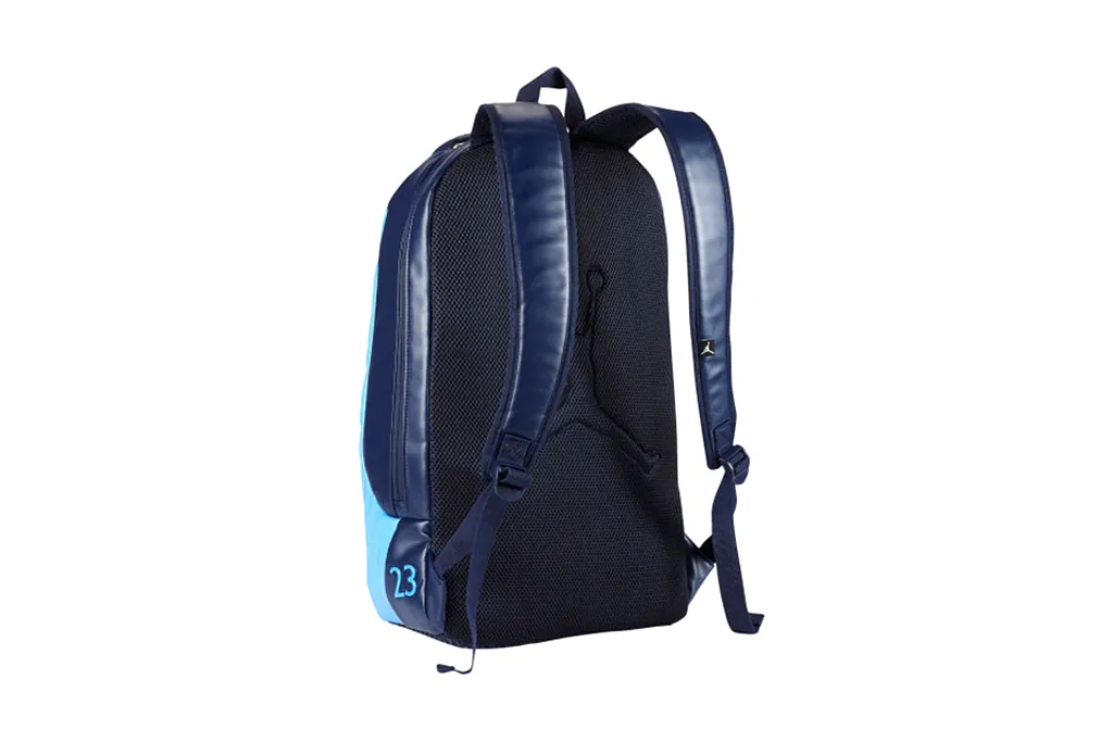 Air jordan best sale retro backpack