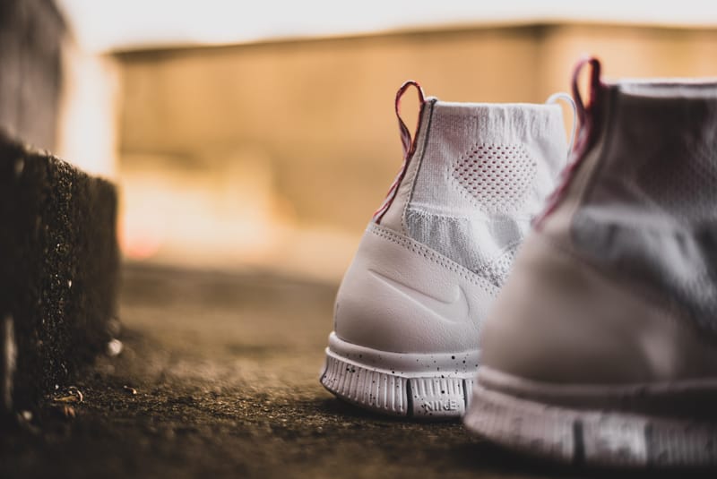 Nike free flyknit outlet mercurial white