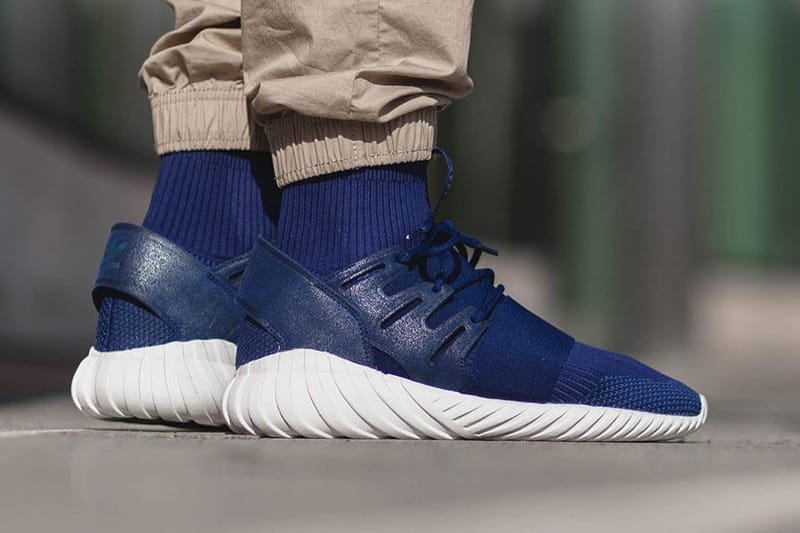 Adidas tubular primeknit navy hotsell