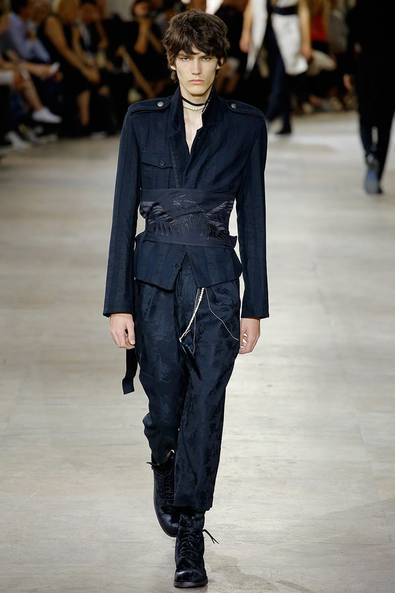 ANN DEMEULEMEESTER 2014SS ストライプジレ XS Ann Demeulemeester Spring 2014 — Backstage — Vogue | Vogue