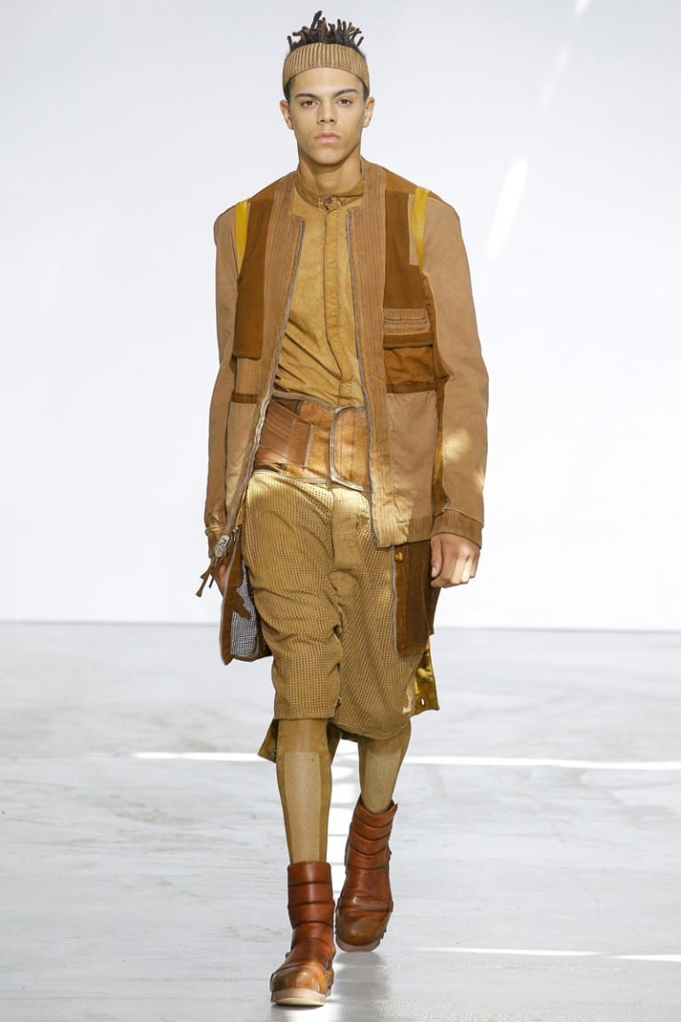 boris bidjan saberi。特殊素材ウ－ル混紡ベスト。17万２千 boris bidjan saberi。特殊素材ウ－ル混紡ベスト。17万2千 boris