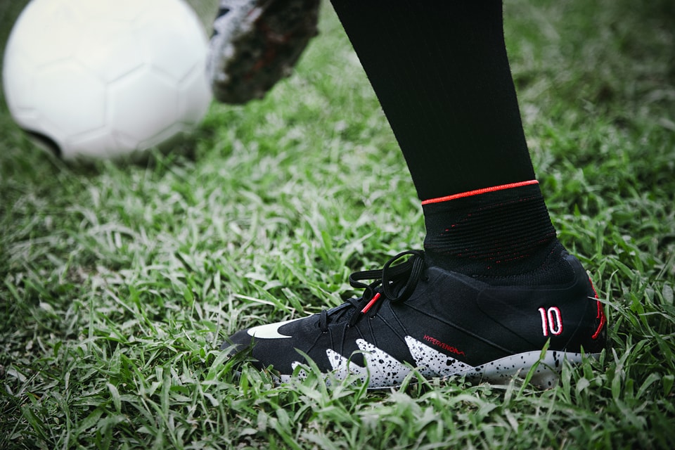 neymar jordan boots