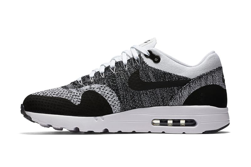 Nike air max 1 ultra flyknit black clearance white