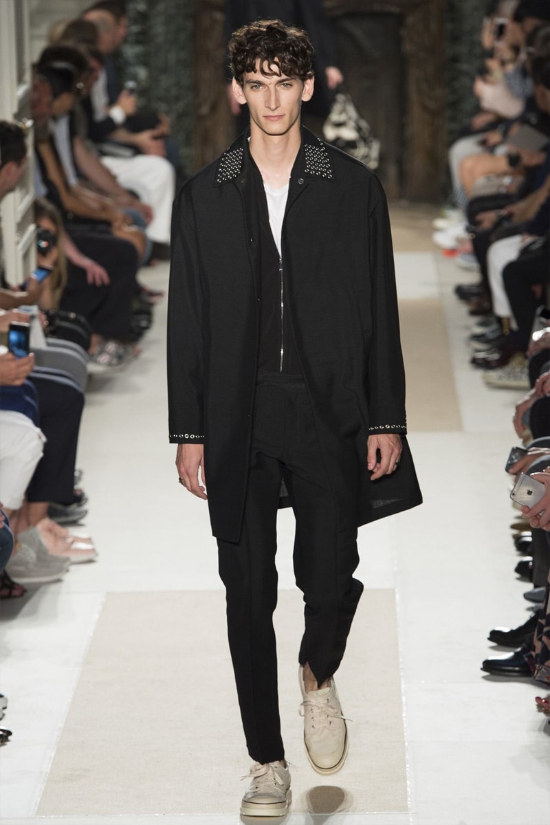 Valentino 2017 Spring/Summer Menswear Collection | Hypebeast