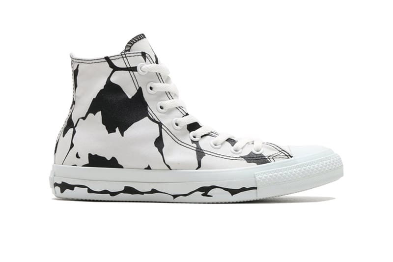 Converse x hot sale ultraman