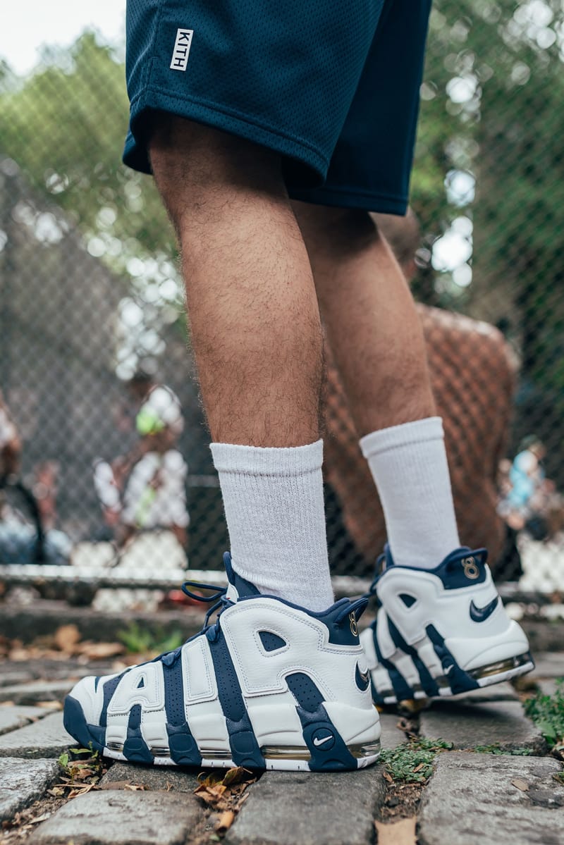 Nike uptempo nyc outlet on feet