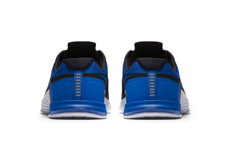 Nike metcon 2 on sale blue