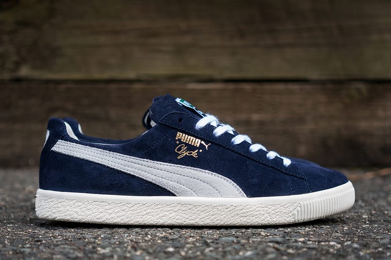 Puma clyde store navy blue