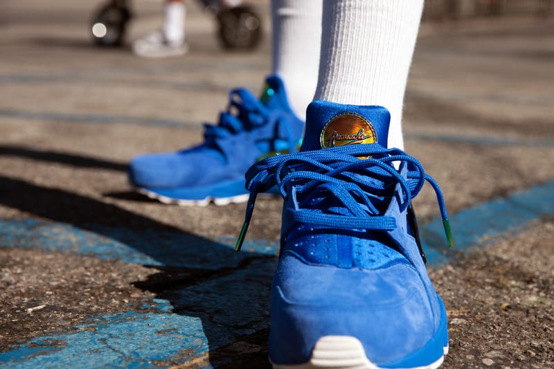 Blue and gold huaraches undefeated best sale