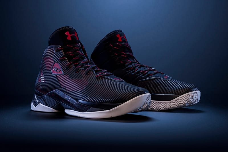 Curry 2.5 kids store black