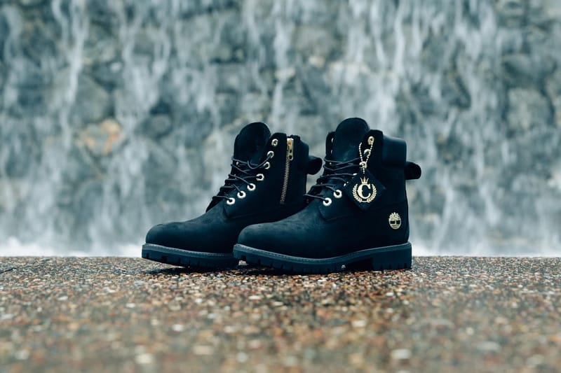 Timberlands black shop and gold