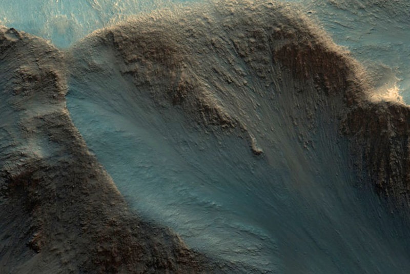 НАСА опубликовало более 1000 изображений потусторонних ландшафтов Марса
