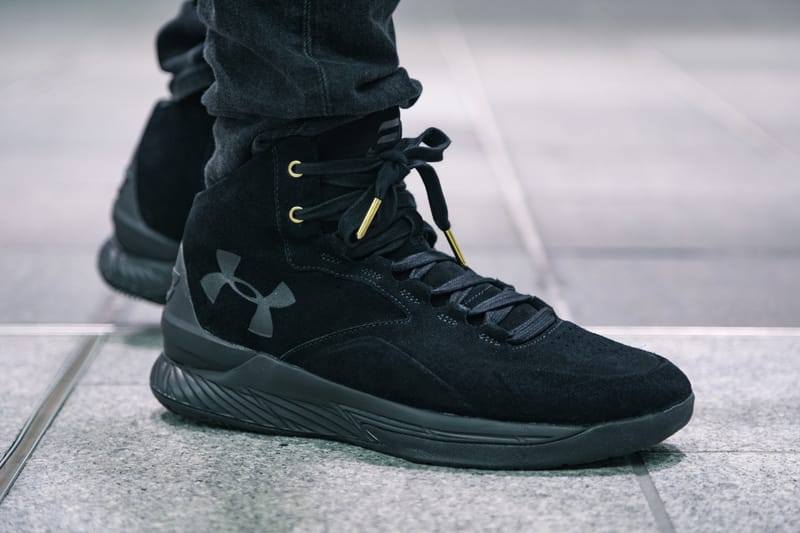 Under armour hot sale curry collection