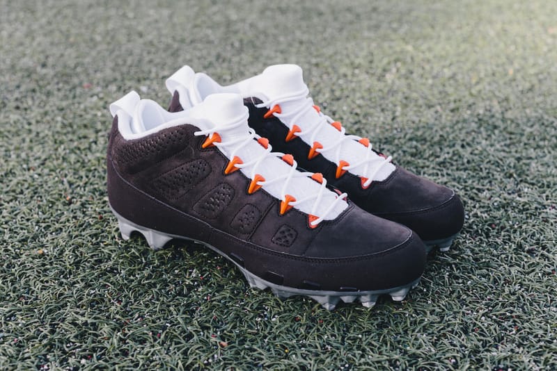 Custom jordan store football cleats