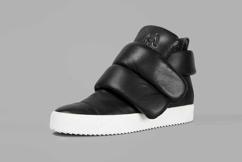 Giuseppe zanotti black hot sale high tops