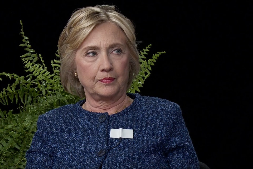 Hillary Clinton 'Between Two Ferns' Interview Is Awkward and Hilarious ...