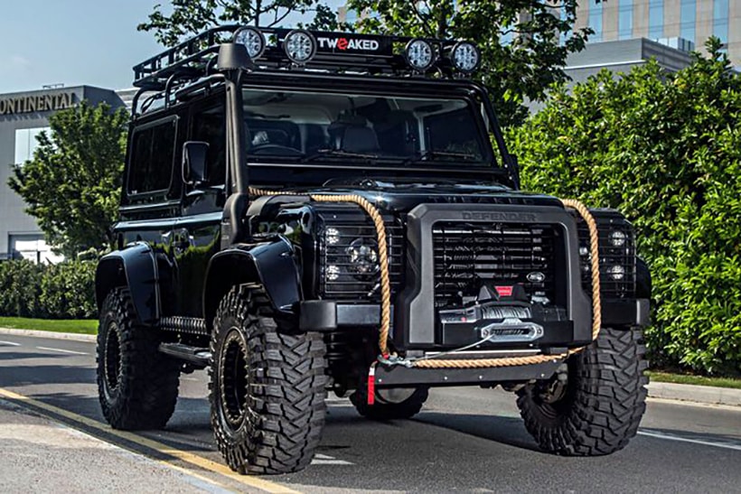 Land Rover Defender «SPECTRE EDITION» вдохновлен знаменитым фильмом о Бонде