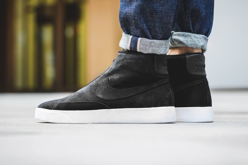 nike blazer black laces