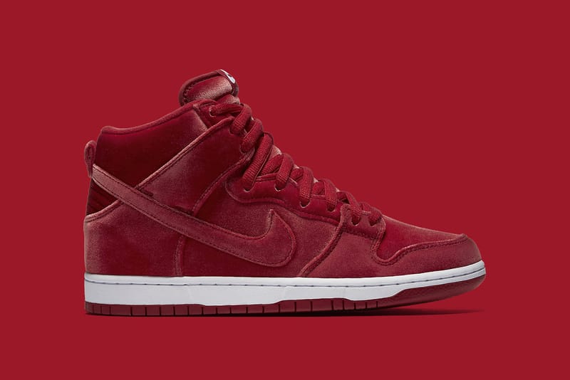 Sb dunk hotsell high red velvet