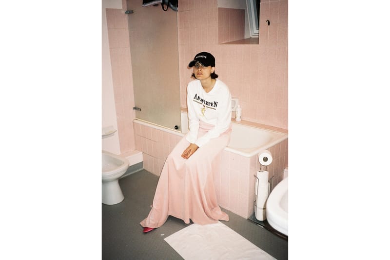 【美品】ヴェトモン Vetements book 写真集 Summercamp A First Look at Vetements Summercamp, the Fashion Collective's New