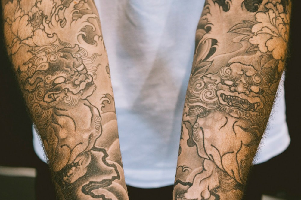 Истории чернил: уникальные стили трех путешествующих тату-мастеров