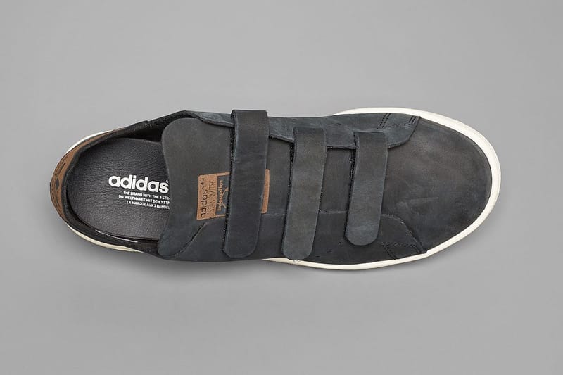 Adidas stan best sale smith three strap