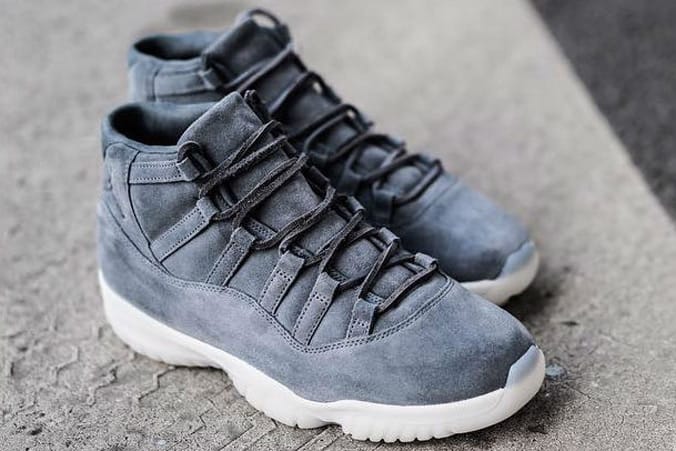 Jordan retro store 11 suede