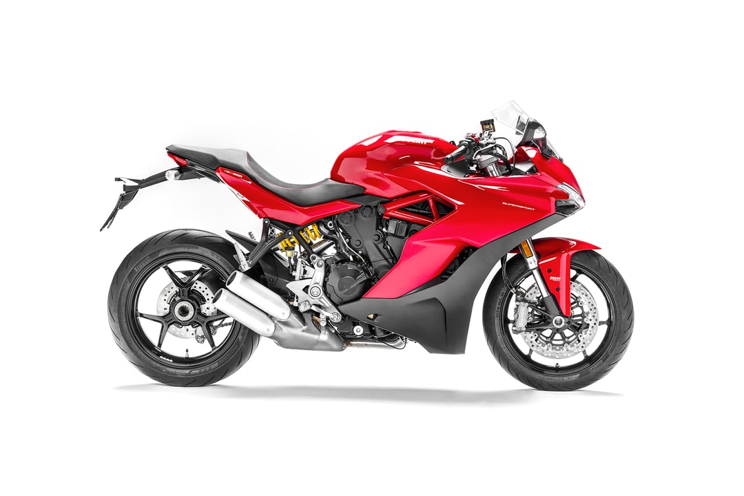 Ducati SuperSport — первая новая модель 2017 года
