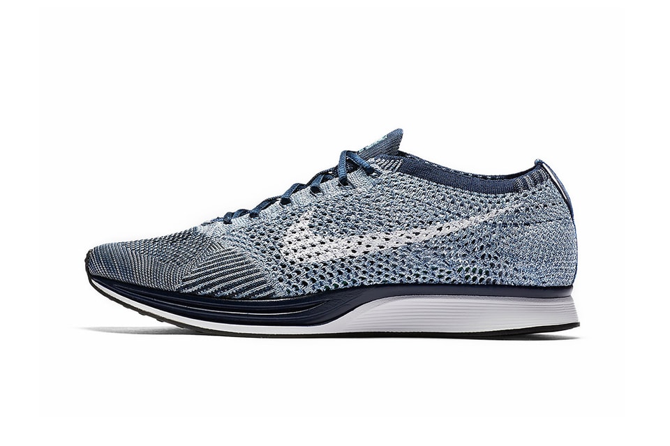 nike blue flyknit