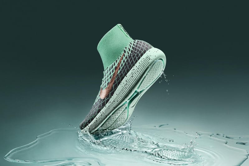 Men's lunarepic flyknit shop shield running shoes