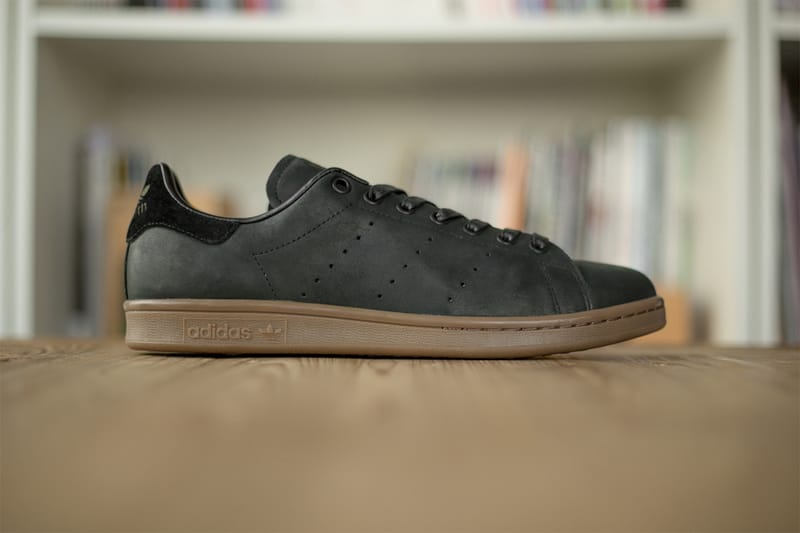 Adidas stan smith store winterised