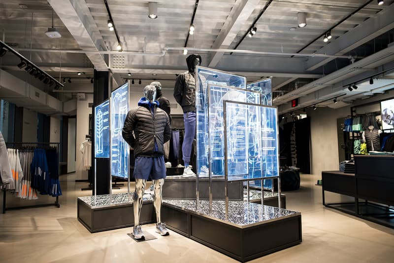 Display Soho Nike Store Displays