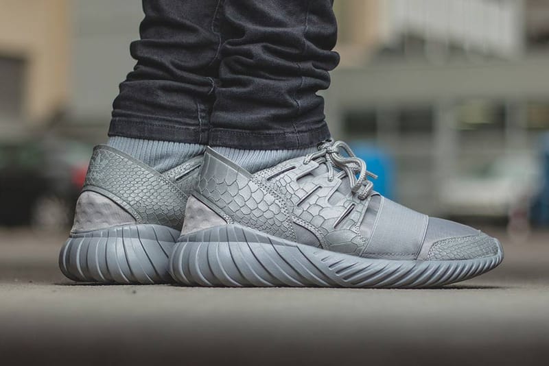 Tubular doom on outlet feet