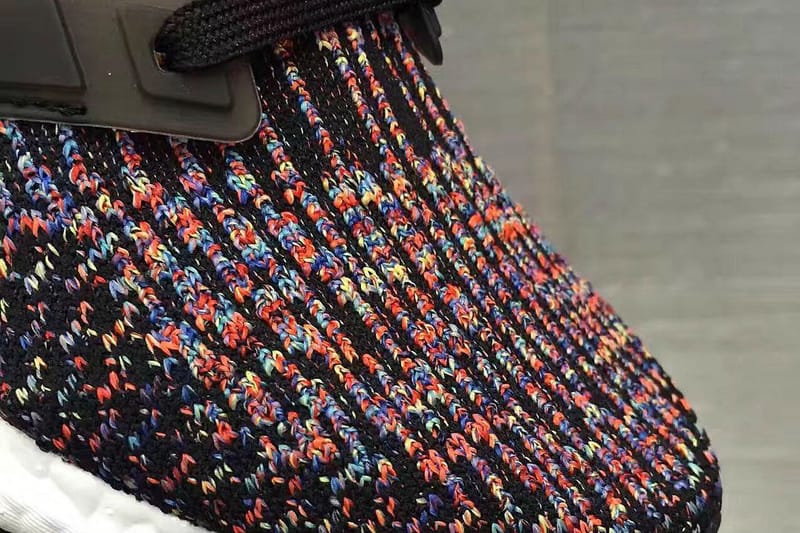 Ultra boost 3 outlet multicolor