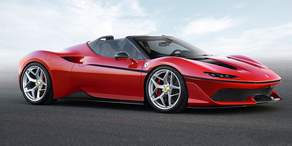 Ferrari обновила 488 Spider к 50-летнему юбилею в Японии