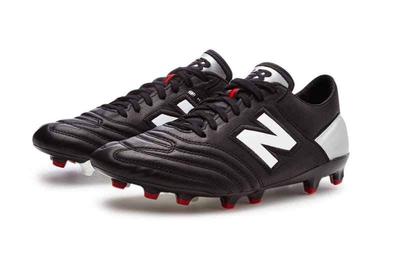 New balance best sale football boots 2016